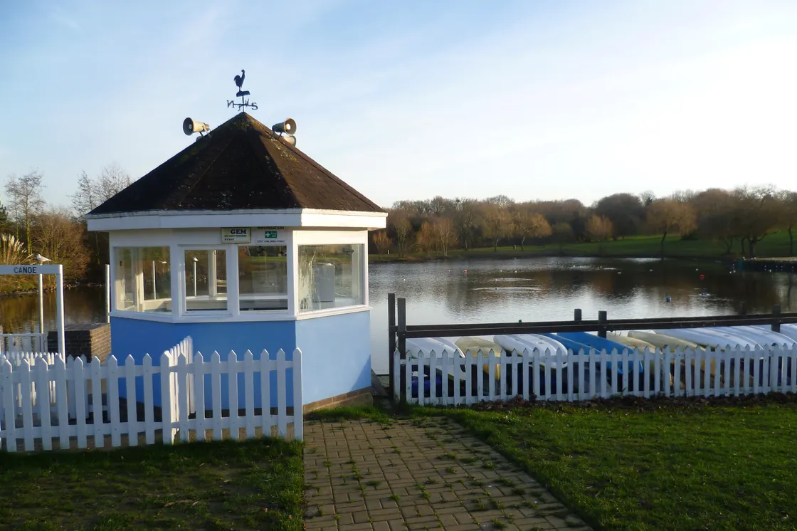 The lake in Swanley Park