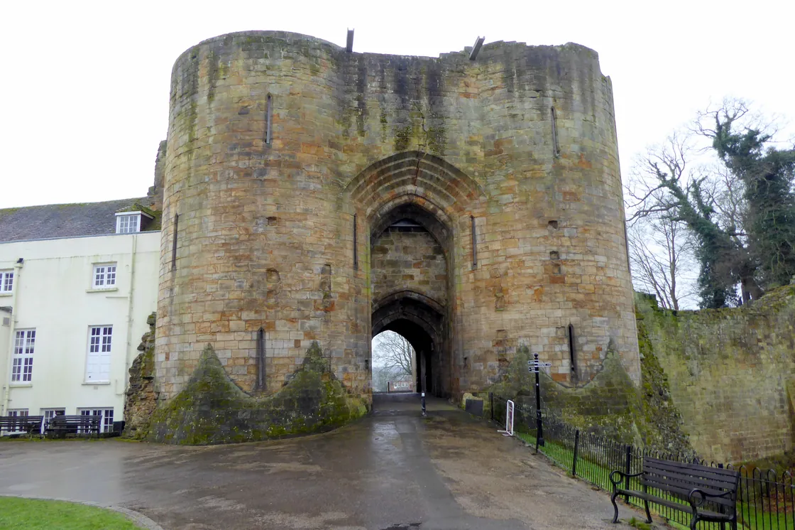 The gatehouse of Tonbridge Castle